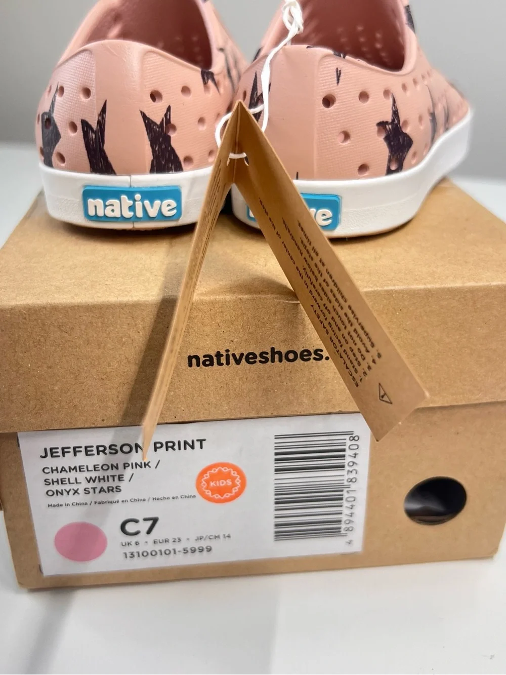 Native Jefferson Print Kids Size C7 Chameleon Pink Onyx Stars Shoes NIB